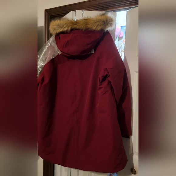 $500 RETAIL!!!! The North Face New Outer Boroughs Down Parka Waterproof, 3XL - Picture 5 of 8